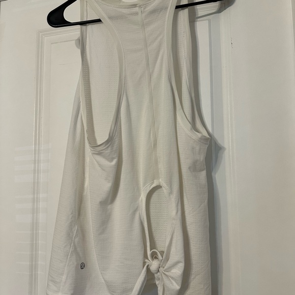 Lululemon tank top - Picture 2 of 2